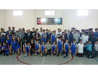 Söke'de Okullar Arası Basketbol Heyecanı Yaşandı