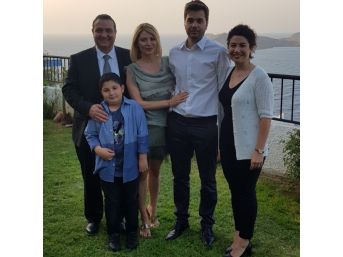 Seray Sever, Bodrum'da Nişanlandı