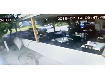 Kontrolden Çıkan Araç Pansiyon Bahçesine Daldı: 3 Yaralı