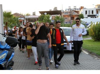 Masaj Salonlarına 'kankanı Al Da Gel' Baskını
