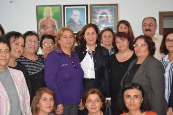 [Resim: korkmazdan-alevi-kultur-dernegine-ziyaret-mro.jpg]